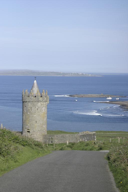 Aille River Tourist Hostel And Camping Doolin Εξωτερικό φωτογραφία