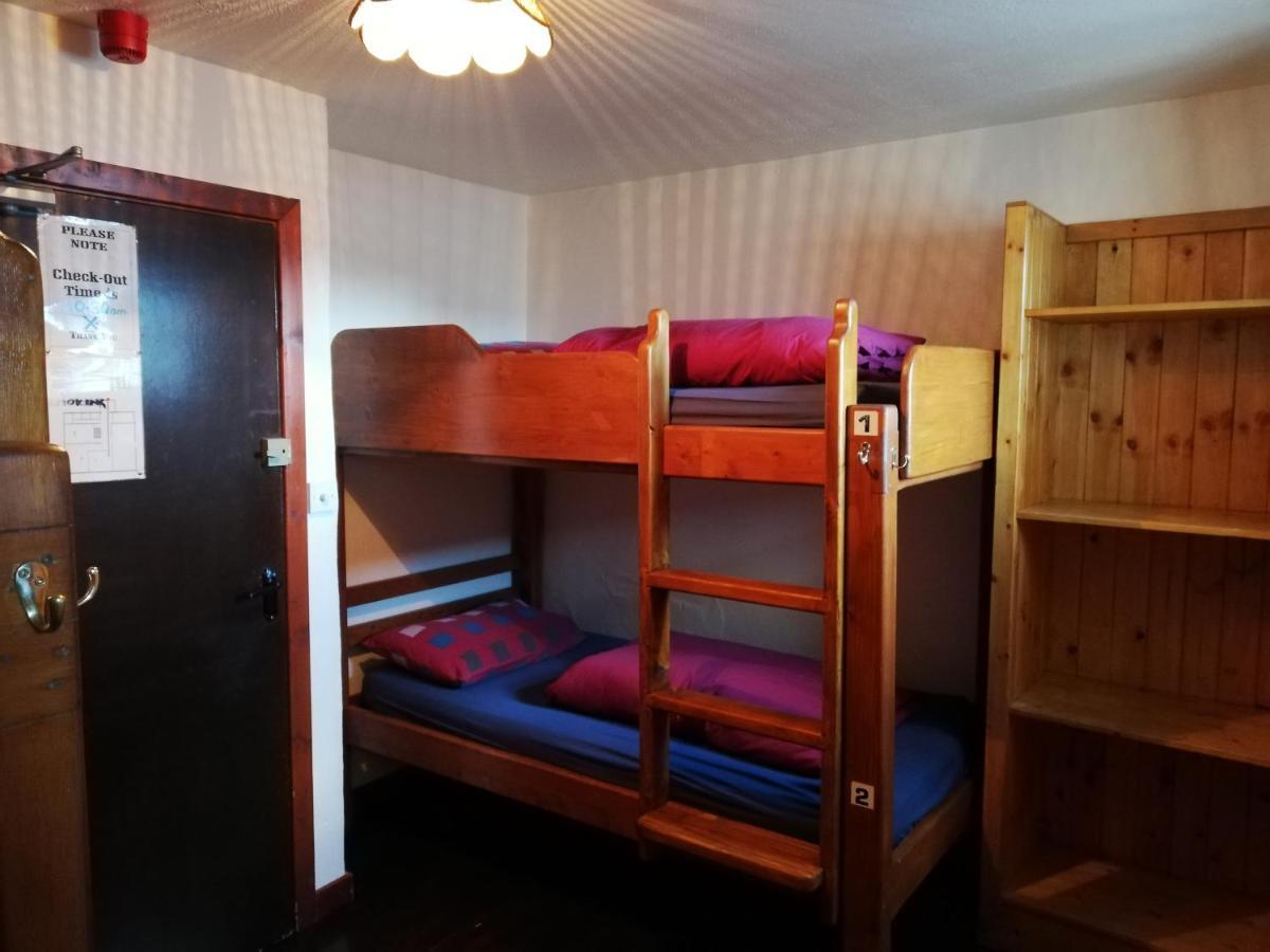 Aille River Tourist Hostel And Camping Doolin Εξωτερικό φωτογραφία
